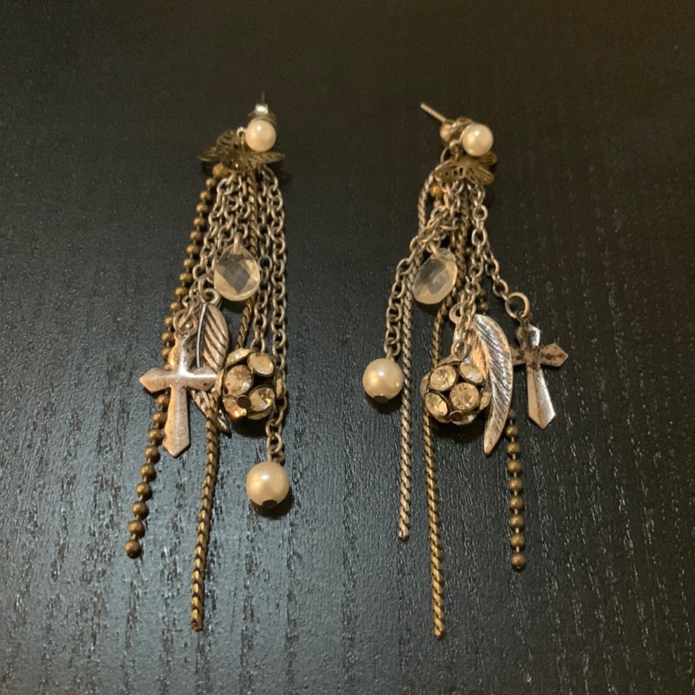 Pearl and multi-chain silver charmed Earrings